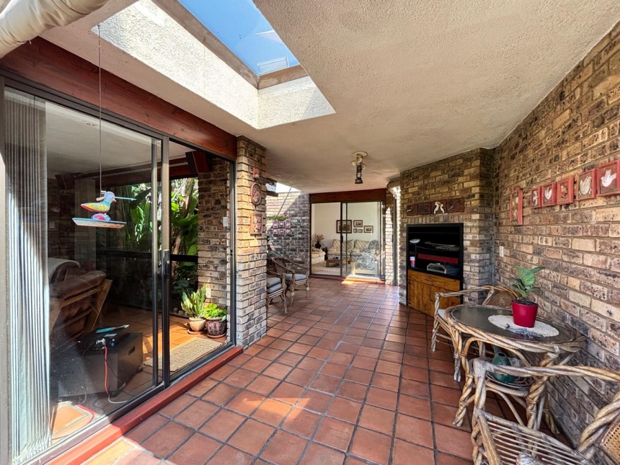5 Bedroom Property for Sale in Heilige Akker North West